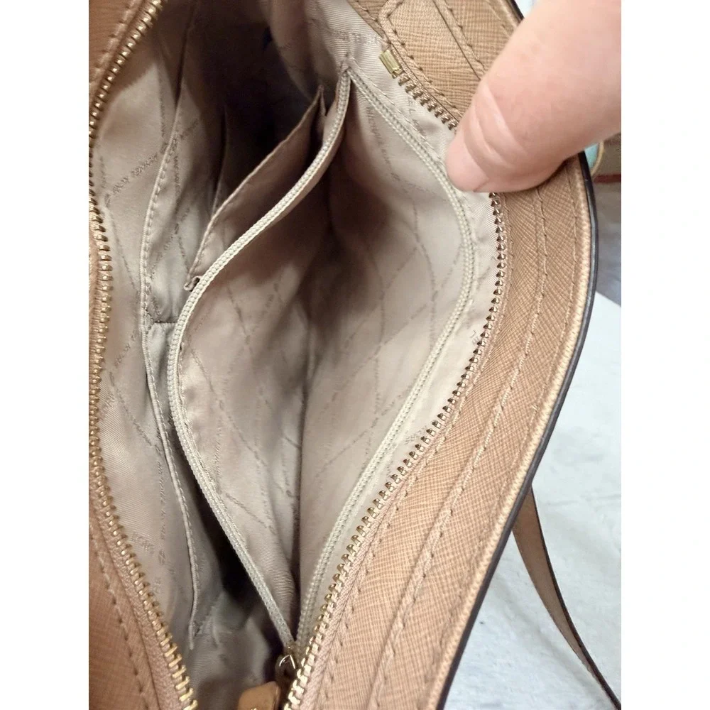 Michael Kors Jet Set Travel Messenger Bag Brown Pebbled Leather Bag Crossbody